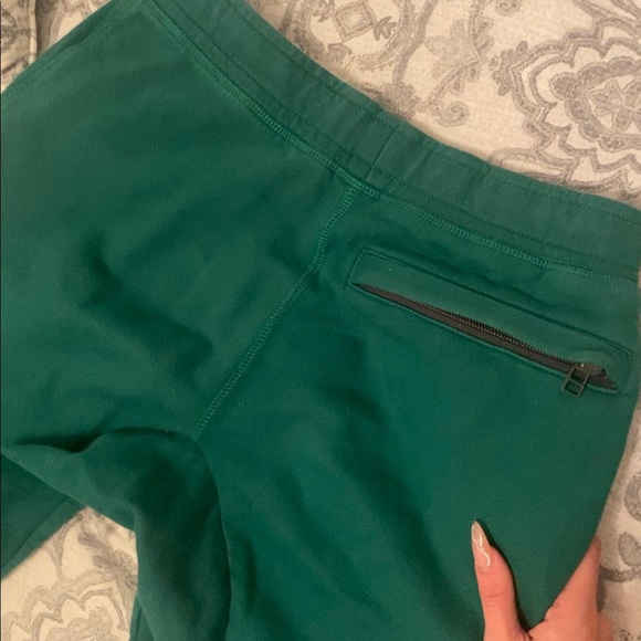 OVO sweatpant - Picture 2 of 4